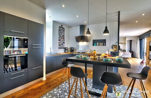 Saint-Renan House | Renovated Old Manor with Pool & Family-Friendly Amenities