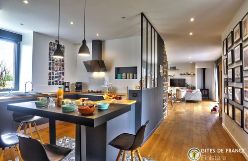Saint-Renan House | Renovated Old Manor with Pool & Family-Friendly Amenities