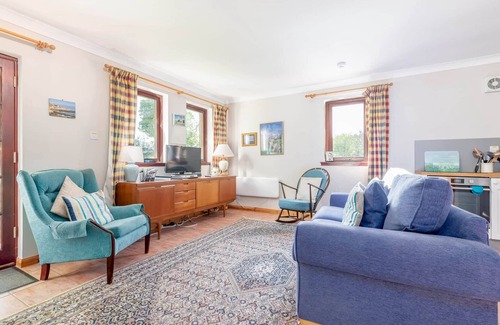 St. Andrews Cottage | Quaint Old Mill Cottage - 10 Minutes from St Andrews