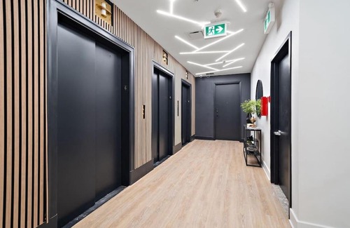 Old Montreal Apartment | Old Montreal Luxury Apartment 11