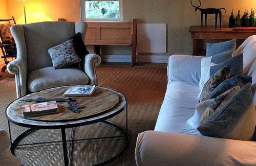 Riebeek Kasteel House | Cozy Old Oak Manor: Family-Friendly Stay with Pool & Dining