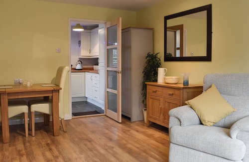 Trethurgy Cottage | Oceanfront 1 Bedroom Retreat in Trethurgy, Near St Austell