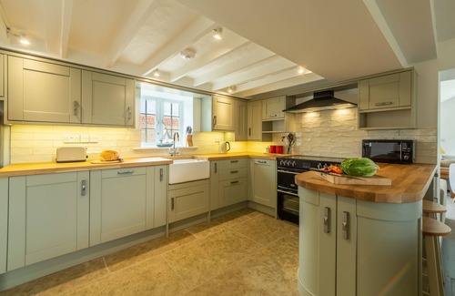 Brancaster Staithe House | Pet-Friendly Retreat with Ocean Views in Brancaster Staithe