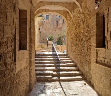 Cospicua Apartment | Charming Refurbished Apartment in Bormla - Child Friendly