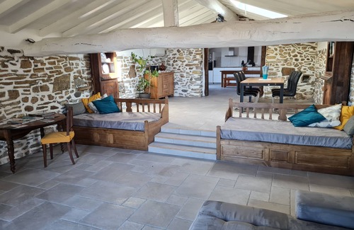 Ainhoa House | Charming Old Restored Sheepfold in Ainhoa with Ocean View