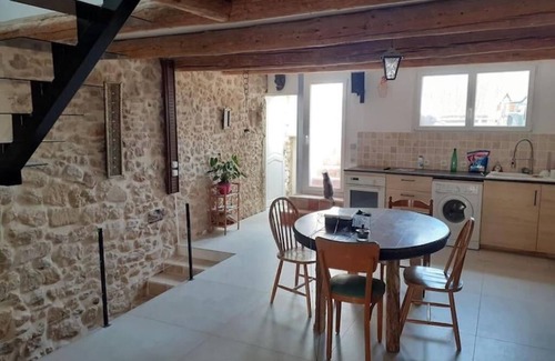 Jouques House | Old restored village house with terrace