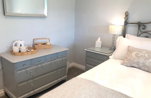 Ickburgh Bed & Breakfast | Pet-Friendly Stay at Old School House: 4-Star & Guest Rated 10/10