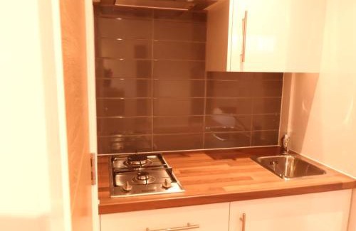 Newmarket Apartment | Cozy Old School House Studio with Breakfast & Family-Friendly Amenities