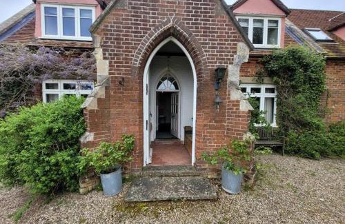 Pattiswick House | Quaint Schoolhouse Retreat Amidst Picturesque Countryside