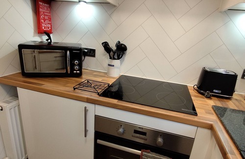 Balloch Apartment | Welcome to Old Smiddy Apartment: Family Room in Balloch