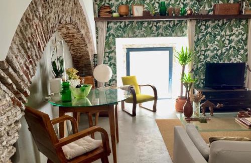 Sacramento Apartment | Old Stables Chiado - Perfect 1 Bedroom Retreat in Lisbon