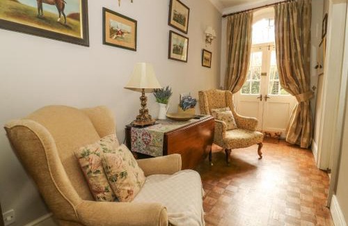 Malton House | Explore Old Station Farm: Family and Pet-Friendly Retreat