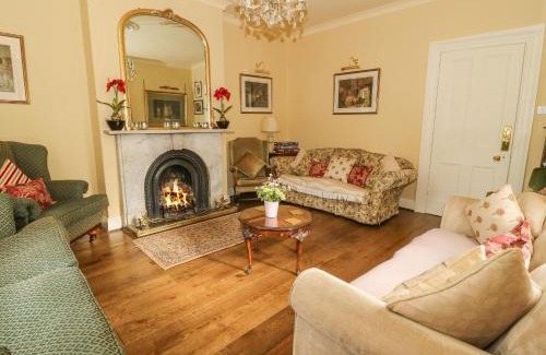 Malton House | Explore Old Station Farm: Family and Pet-Friendly Retreat