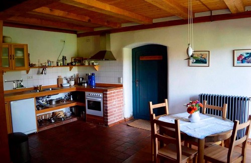 Lelkendorf Apartment | Ocean View OLD STOREY Vacation Rental - Top Rated Getaway