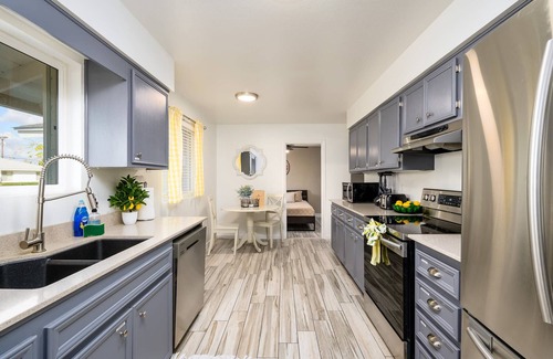 Cox Heights House | Old Town 4BR Retreat with Pool, Firepit & Family Fun
