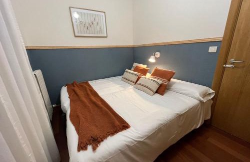 Casco Viejo Apartment | Prime Location in Old Town Core by Plaza Nueva
