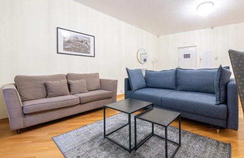 Old Town Apartment | Discover Old Town: Demini Apartment for Family Getaways