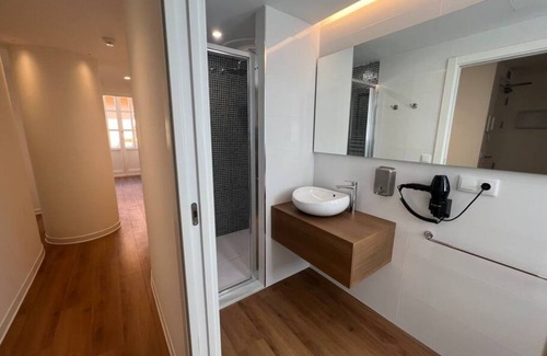 La Seu House | Family-Friendly Old Town Flats Casa del Bisbe Getaway