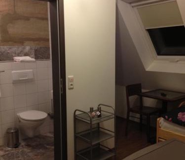 Erlangen House | Cozy Old Town Guesthouse Erlangen with Breakfast Included