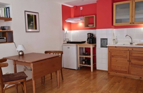 Weinbach Apartment | Explore Old Town Hall Apartment in Baden-Württemberg