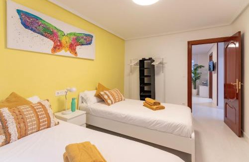 Santutxu Apartment | Family-Friendly Escape at Old Town III with Great Amenities