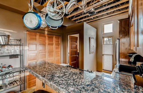 Martinez Park House | Old Town Loft Oasis with Rooftop Deck & Spa Amenities