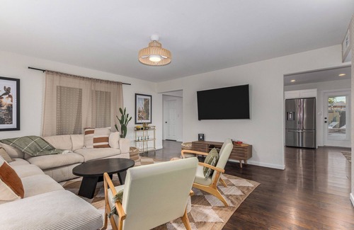 Cox Heights House | Old Town Oasis: Heated Pool & Golf Just Steps Away