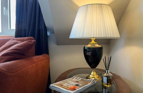 Old Town Apartment | Discover the Old Town Panorama: Family-Friendly Getaway