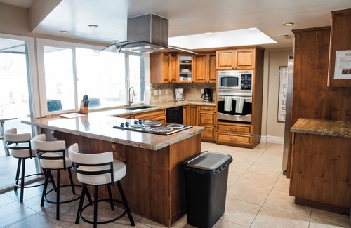 Park Scottsdale Nine House | Explore Old Town Scotts: Pool, Hot Tub & Golf Retreat