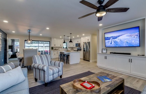 Cox Heights House | Experience Old Town Scottsdale: Heated Pool & Spa Oasis