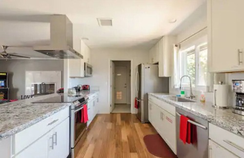 Scottsdale Highlands House | Unforgettable Old Town Scottsdale Oasis with Heated Pool