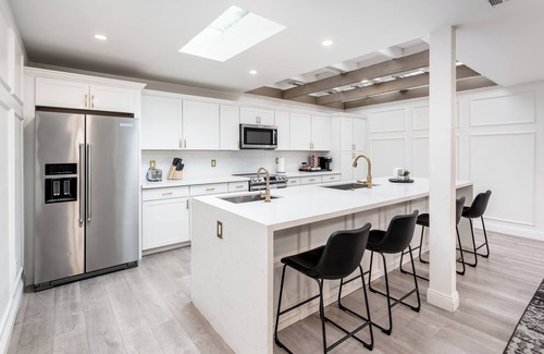 Cavalier Vista House | Stylish Scottsdale Retreat with Private Heated Pool & Golf