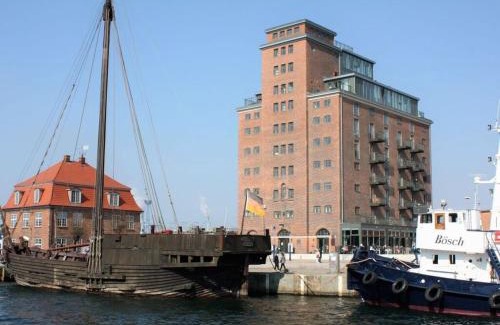 Wismar House | Scenic Old Town Views at Ohlerich Warehouse Hotel