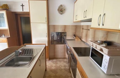 Praprotna Polica House | Charming Old Traditional House - Pet & Child Friendly Stay
