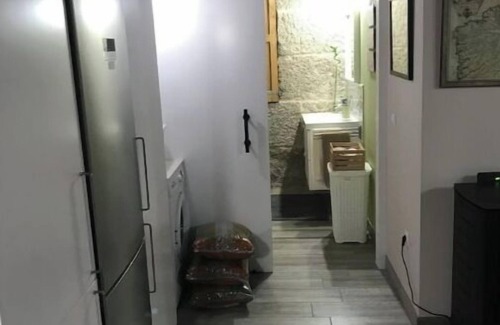 Trasmiras Cottage | Historic Old Trasmiras School House: Pet Friendly Retreat