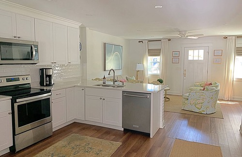 Old Village House | Renovated 3-Bedroom Retreat in Historic Village - Rated 10/10
