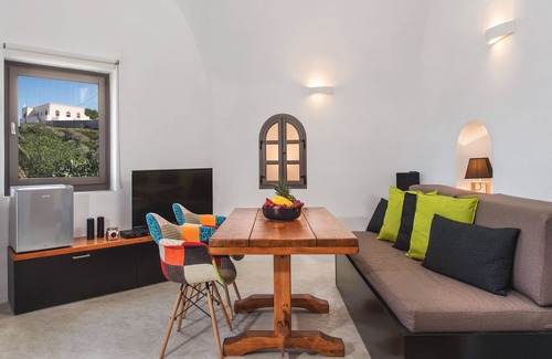 Vourvoulos House | Experience Old Vourvoulos Houses - Cozy Loft for 2-4
