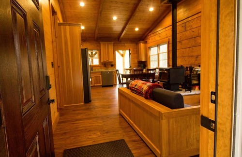 Mendota Cabin | Timeless Craftsmanship with Ocean View and Spa Amenities
