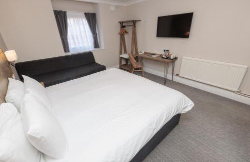 Chesterfield Hotel | Family-Friendly Retreat at Olde House, Chesterfield