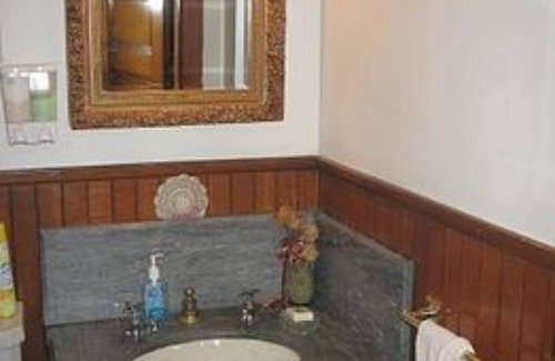 Troy Bed & Breakfast | Elegant Olde Judge Mansion: Family-Friendly with Breakfast