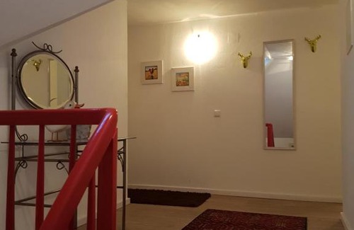 Uelzen Apartment | Discover Oldenstadter Wassermuhle: Pet-Friendly Retreat