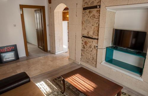 Kaleici Apartment | Oldtown Family Fisher Suit With 3 Bedrooms