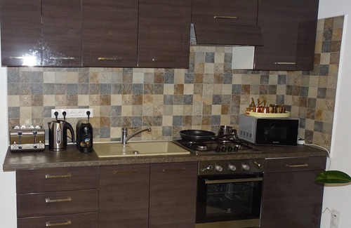 Timisoara Apartment | Ole PREMIUM: Family-Friendly Stay with Breakfast Included