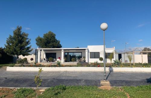 Sanlucar la Mayor Villa | OLE TÚ ANDALUCIA: Oceanfront Escape with Pool & Breakfast