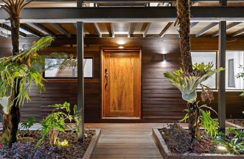 Bogangar House | Idyllic Oleander House: Your Coastal Retreat Awaits