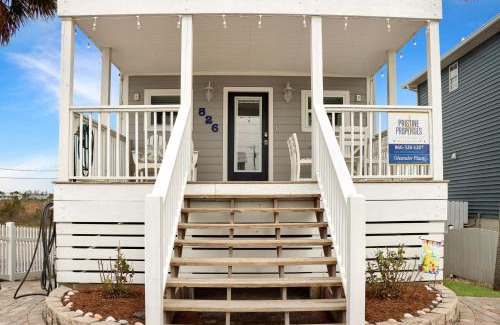 Mexico Beach House | Family-Friendly Oleander Place: 4-Star Guest Favorite