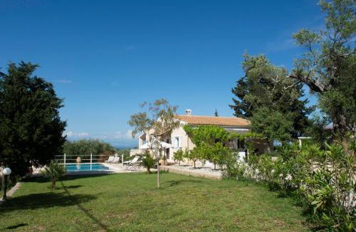 Vassilatika Villa | Oceanfront Oleander Villa: 4-Star Guest Rated Retreat