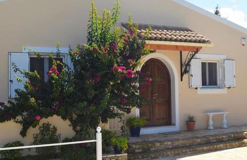 Vassilatika Villa | Oceanfront Oleander Villa: 4-Star Guest Rated Retreat