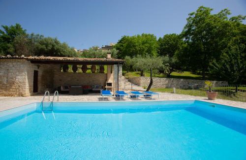 Ripabottoni Apartment | Oleandro 2: Oceanfront Oasis with Pool & Top Ratings