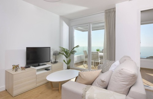 Torrox Costa Hotel | Discover Olee Torrox Costa: Poolside Retreat for Families